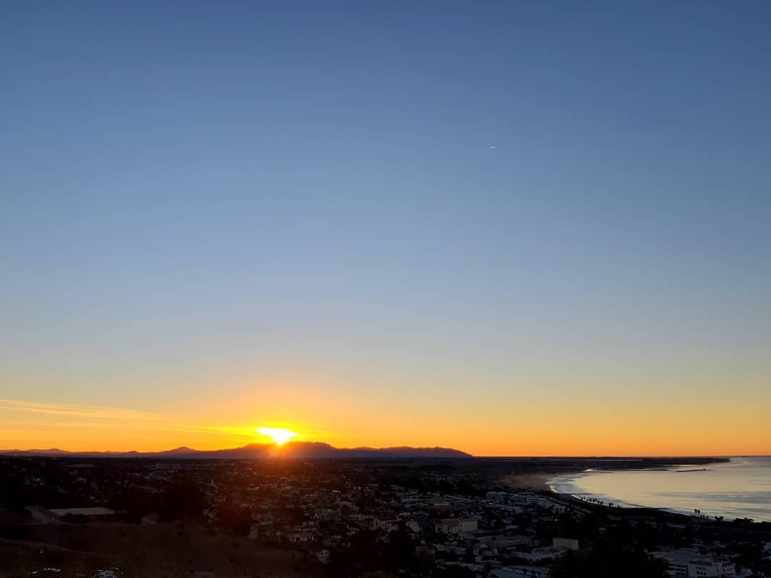 First sunrise of 2021. It's been a wild year, but so much good has happened as well. Wishing you all good fortune and fortitude this next run around. L. F. G!!!!-1